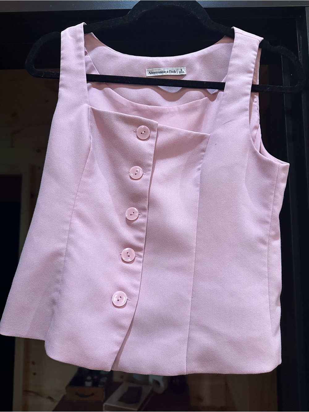 Abercrombie & Fitch Light Pink Button-Front Sleeveless Top